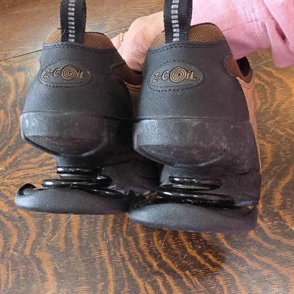 Z-Coil Men's Brown and Black Hiking Shoes sz M9 - Picture 5 of 8